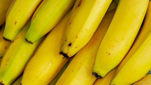 mengolah pisang