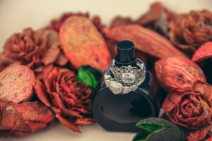 Tips menyemprot parfum