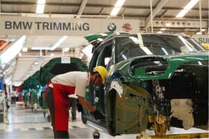 manufaktur otomotif