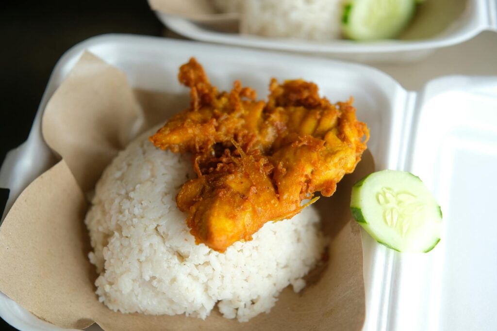 Ayam penyet